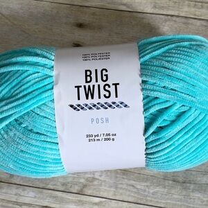 Big Twist Posh Bulky Yarn Color is Baha Blue 7.05 Oz.